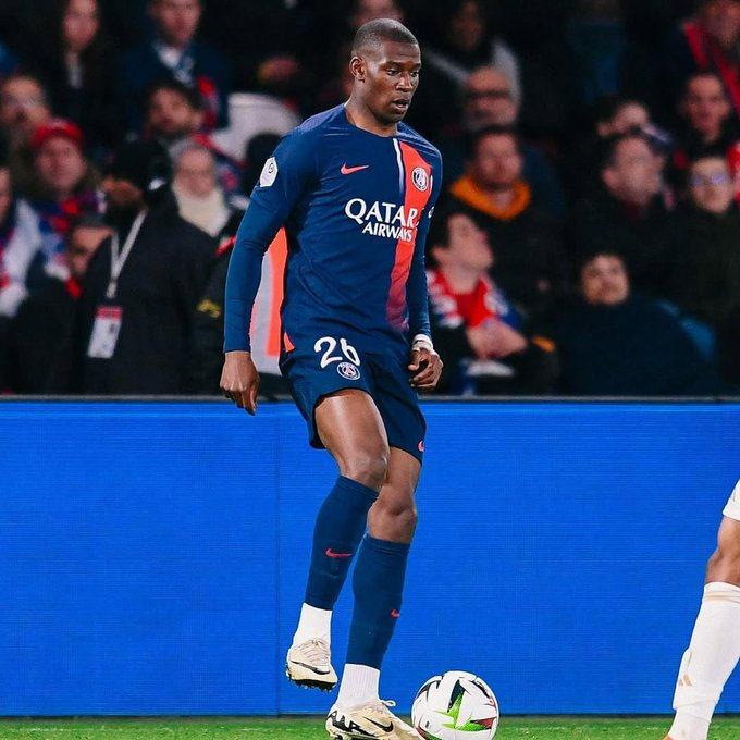 Osayi-Samuel ile Yollar Ayrıldı, Yeni İsme Doğru