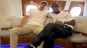 Fenerbahçe Uçağı Kaldırdı! Jhon Duran İstanbul'a Geliyor