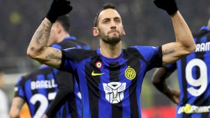 Kapıyı Gösterdiler: Hakan Çalhanoğlu İstanbul Biletini Öne Çekti